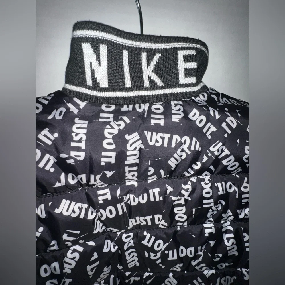 Nike Little Boy’s Medium 5 6 YRS Just Do It All Over Logo Puffer Coat Jacket M